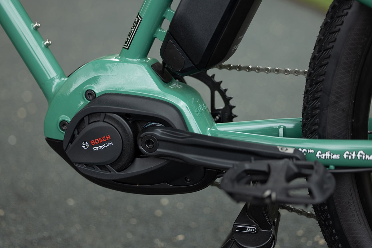 Surly Skid Loader Ebike view of Bosch Performance Line Cargo Smart System on Surly Skid Loader – close-up of motor